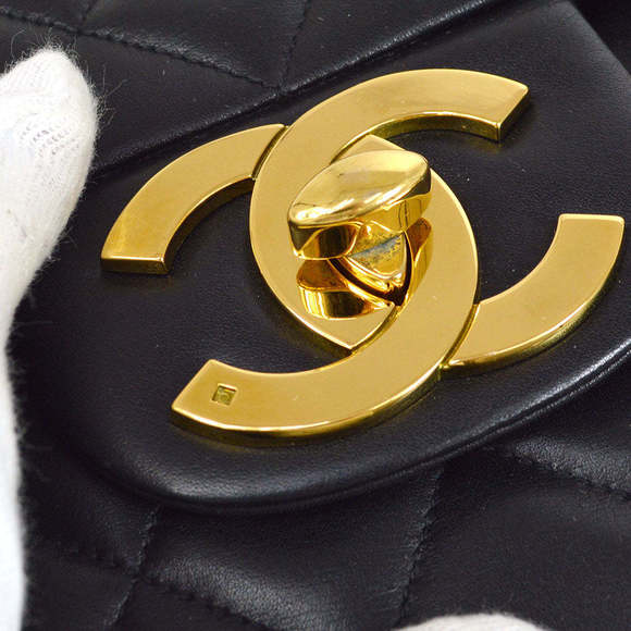 CHANEL 1991-1994 Black Lambskin Classic Flap Maxi 75152 - Picture 5 of 10